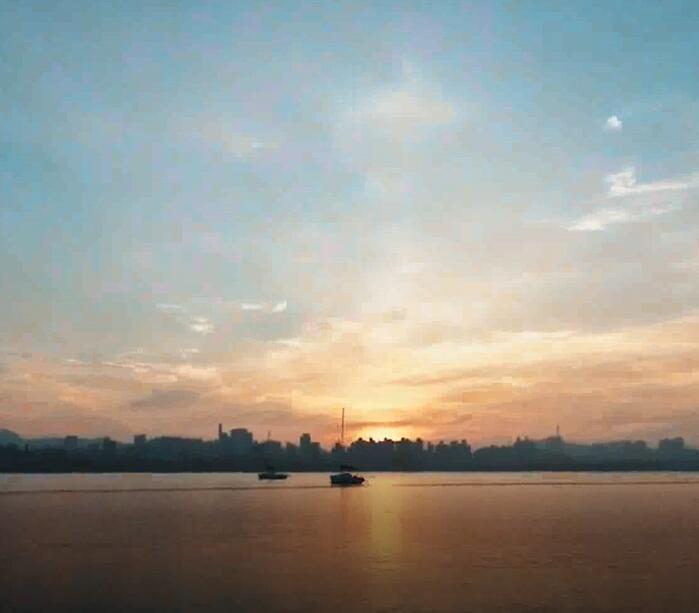 《江南平台的5522天》